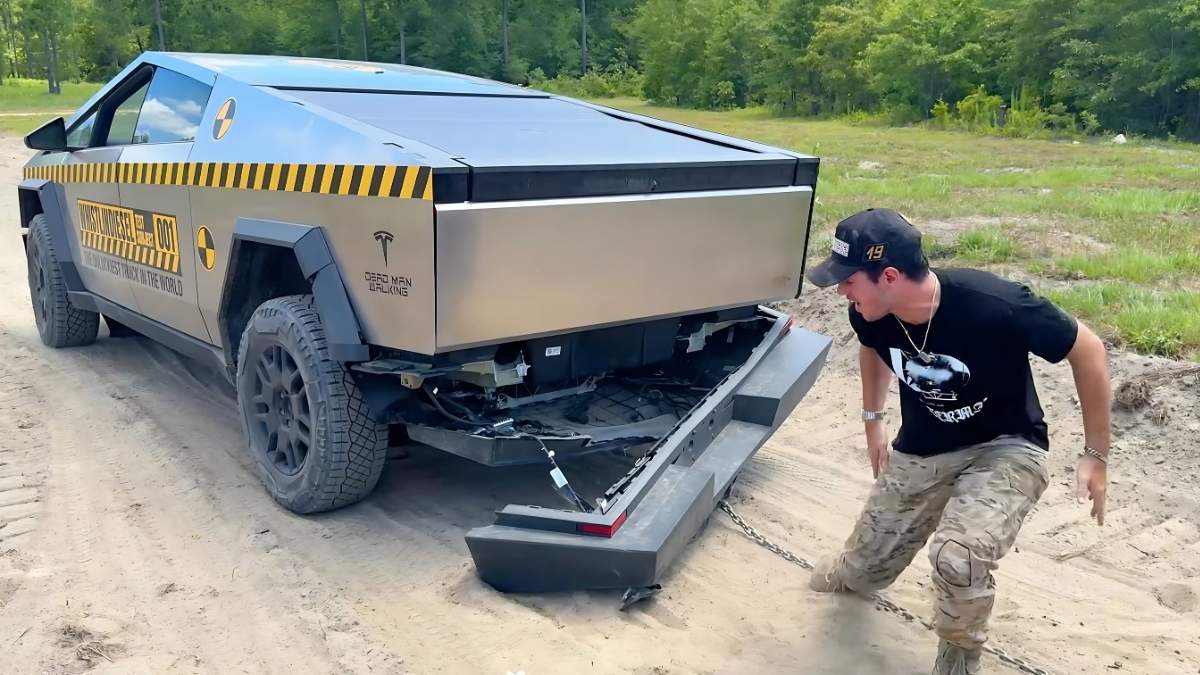 Tesla Finally Responds to the Cybertruck Tow-Hitch Controversy, Says